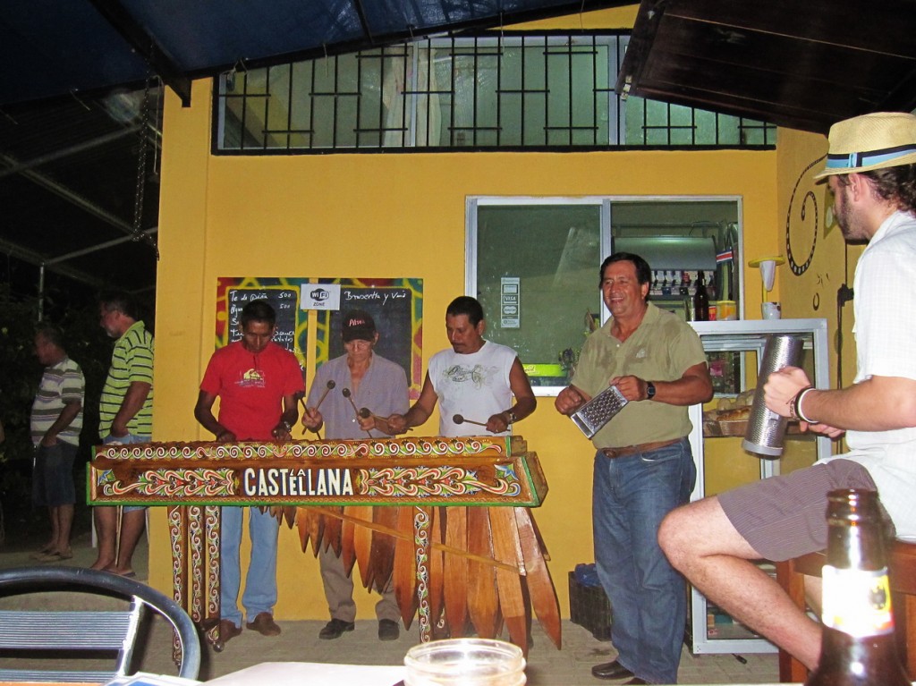 Marimbasession im Café Carola