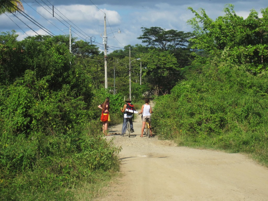 drei arbeitslose Freiwillige
